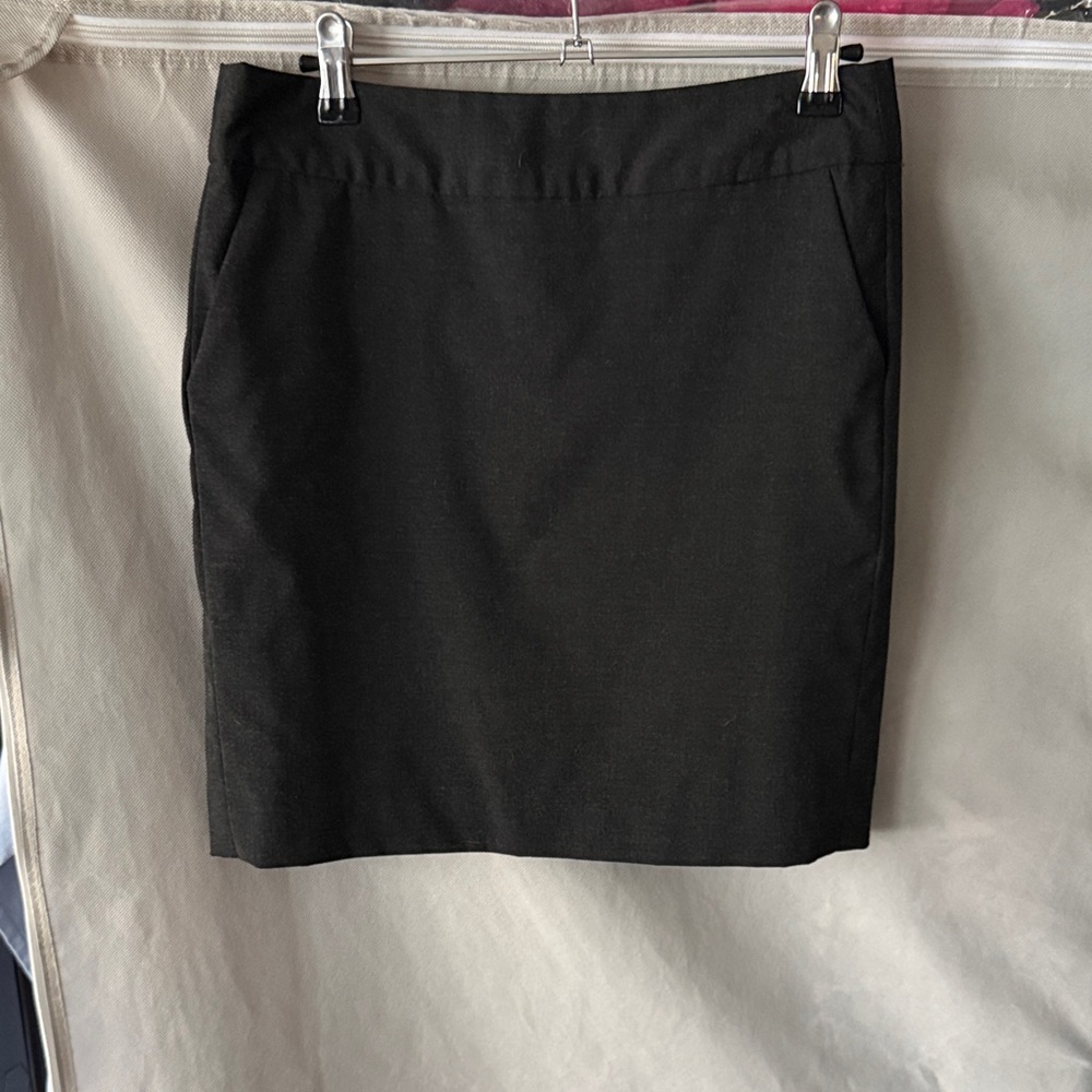 Classic Charcoal Women's Skirt With Pockets